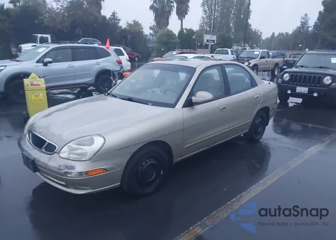 2001 Daewoo Nubira Se z USA, uszkodzony, nr VIN KLAJC52Z21K647520